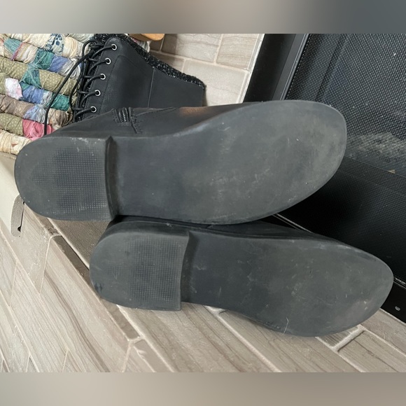 Boots by Shoe Dazzle size 8 side zip with laces in the back - Picture 3 of 5